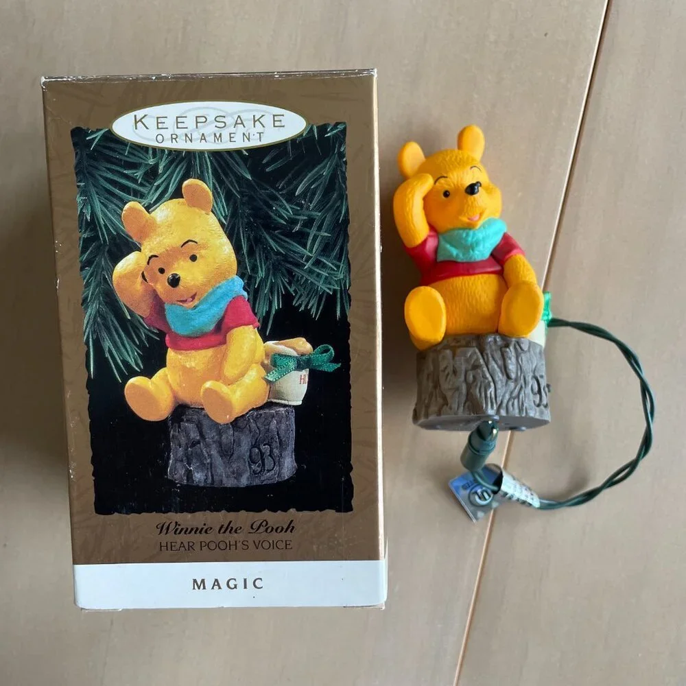 Vintage‎ 1993 Hallmark Keepsake Magic Winnie The Pooh Christmas Ornament